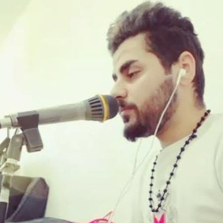 حسین عامری خوابیده کنار مو رفیق سینگل مو